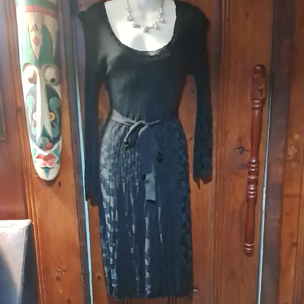 Adrienne Vittadini Black Textured Long Sleeve Dress